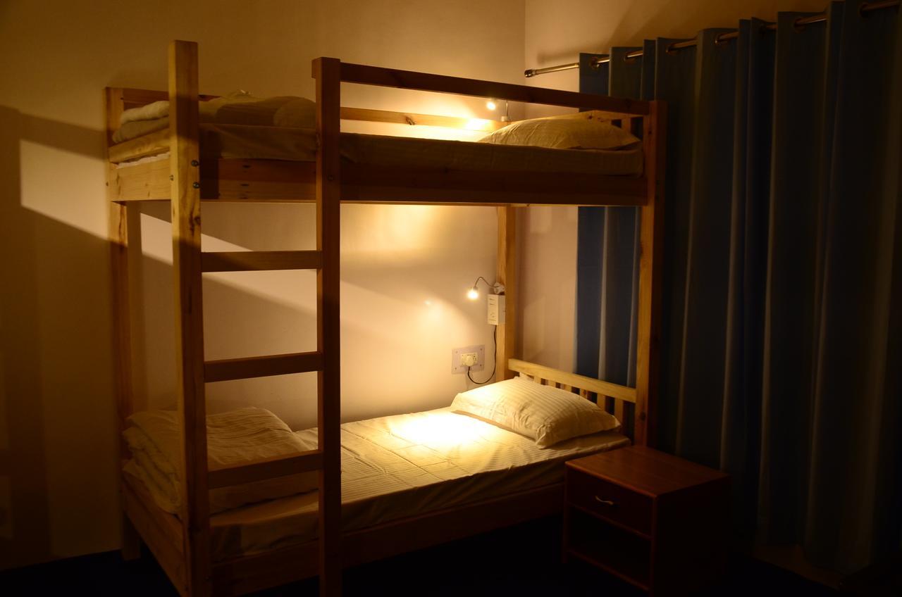 Raybo Hostel Лех Екстериор снимка