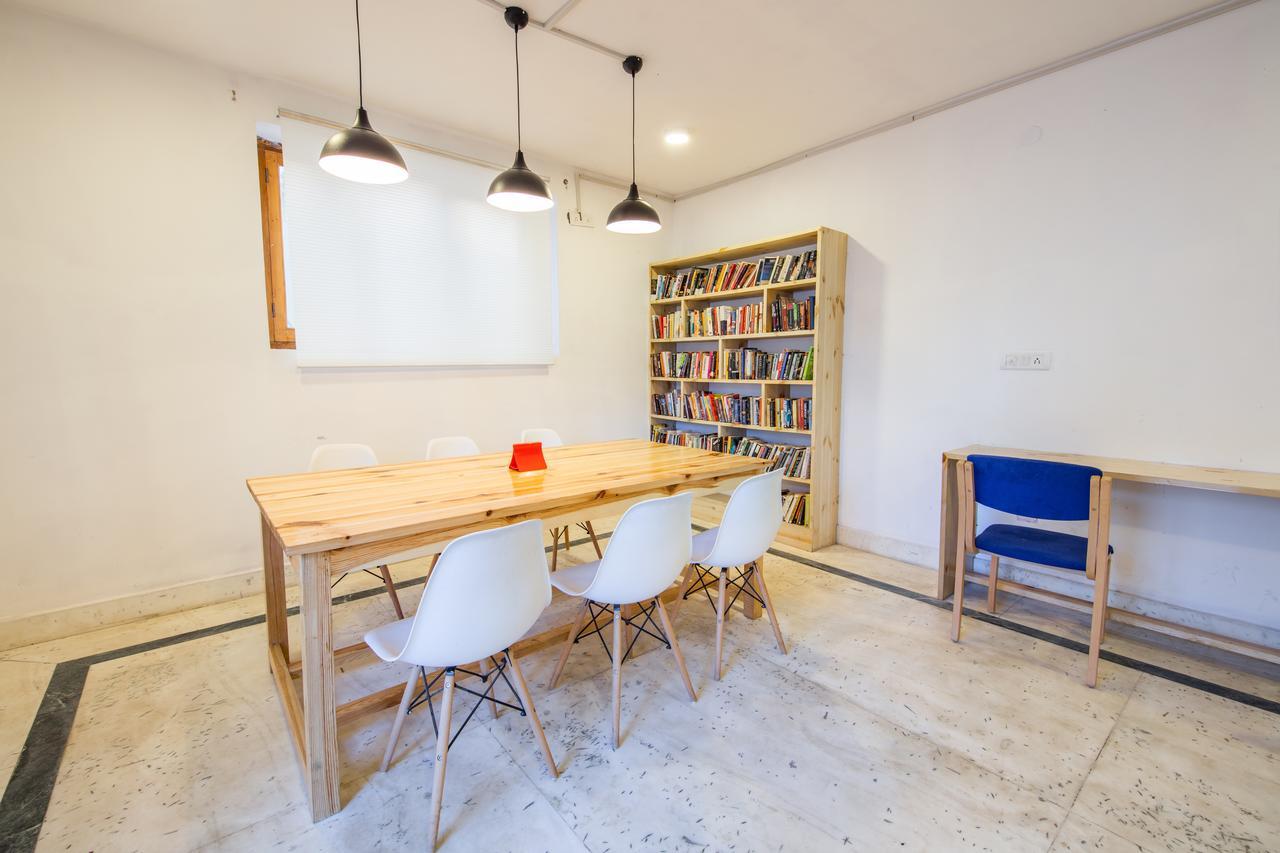 Raybo Hostel Лех Екстериор снимка