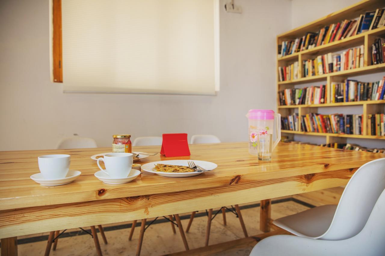 Raybo Hostel Лех Екстериор снимка