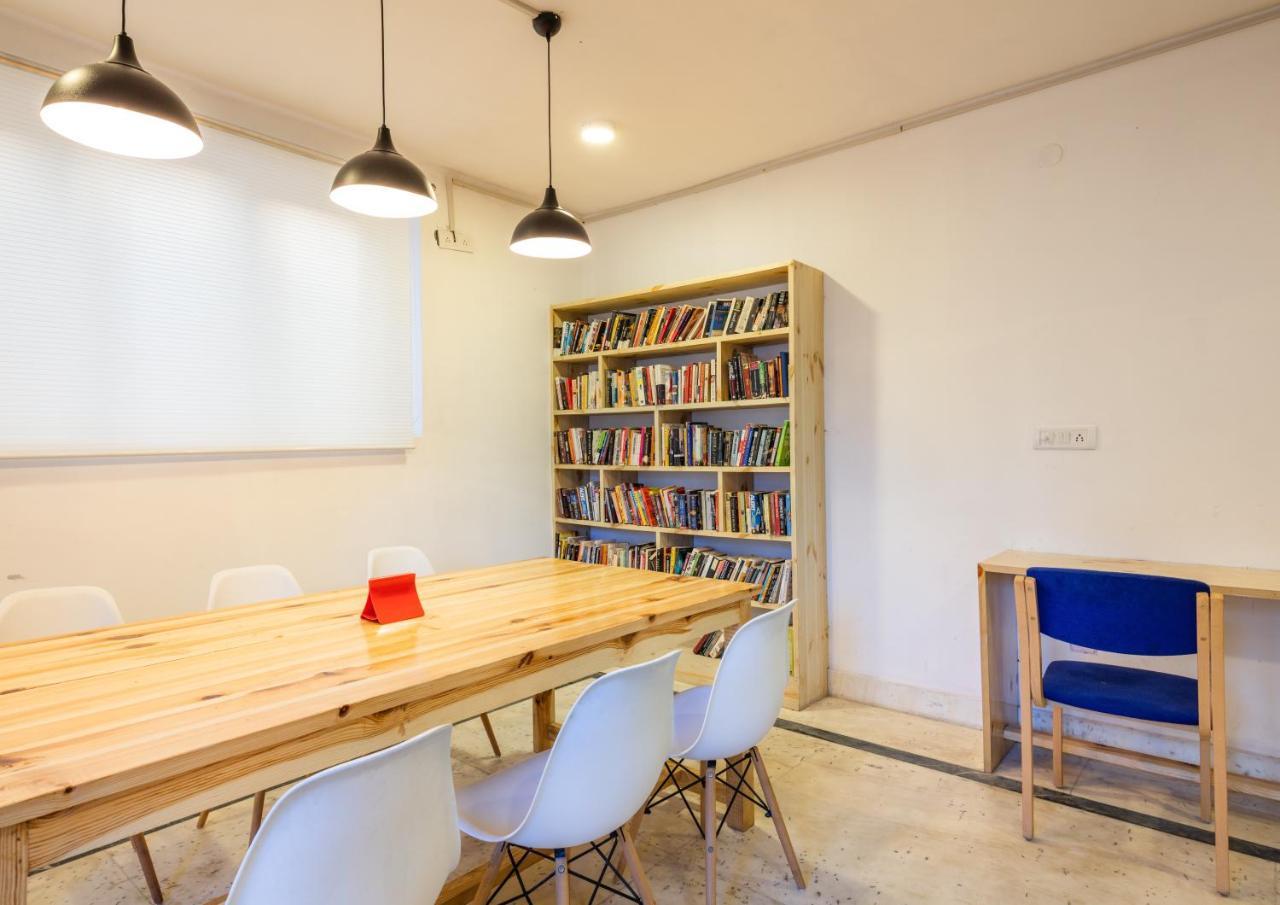 Raybo Hostel Лех Екстериор снимка